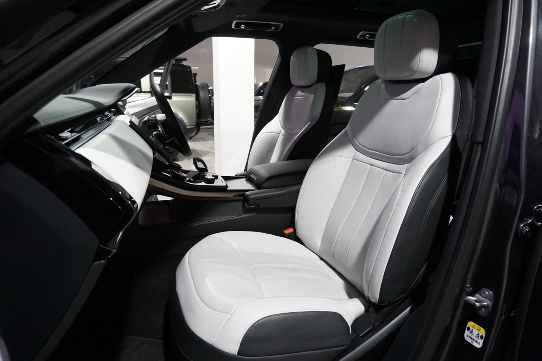 Land Rover Range Rover Sport 3.0 D300 MHEV Dynamic SE SUV 5dr Diesel Auto 4WD Euro 6 (s/s) (300 ps)